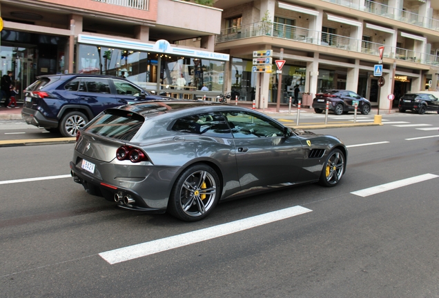 Ferrari GTC4Lusso