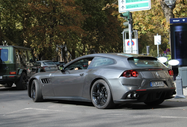 Ferrari GTC4Lusso