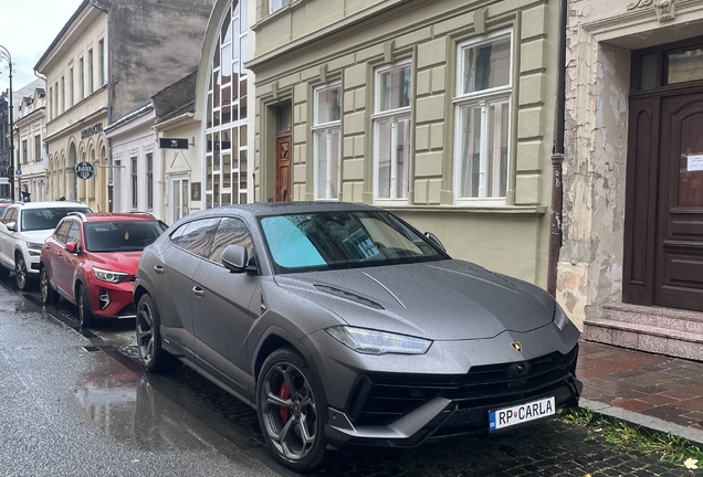 Lamborghini Urus S