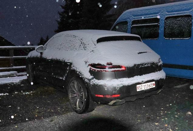 Porsche 95B Macan Turbo MkI