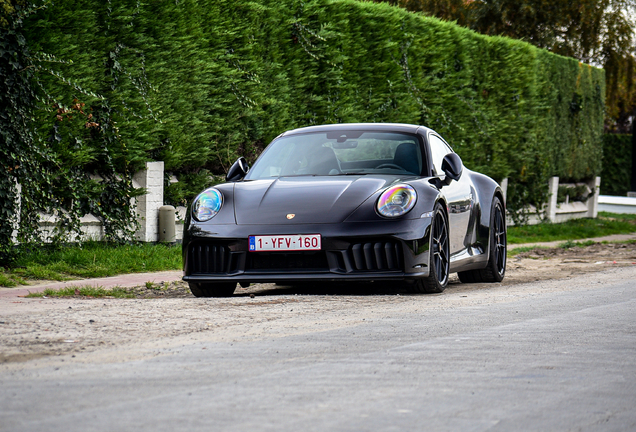 Porsche 992 Carrera 4 GTS MkII