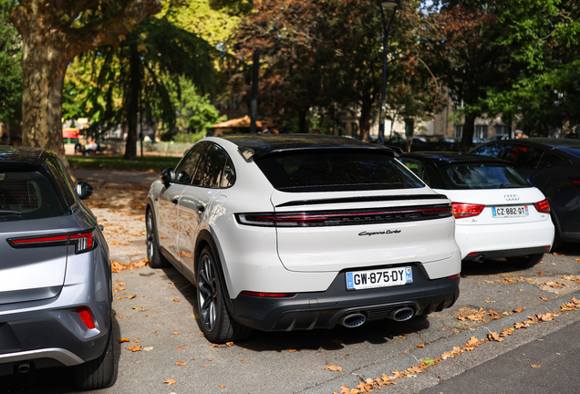 Porsche Cayenne Coupé Turbo E-Hybrid