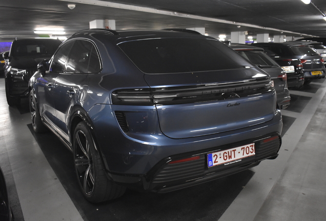 Porsche Macan EV Turbo