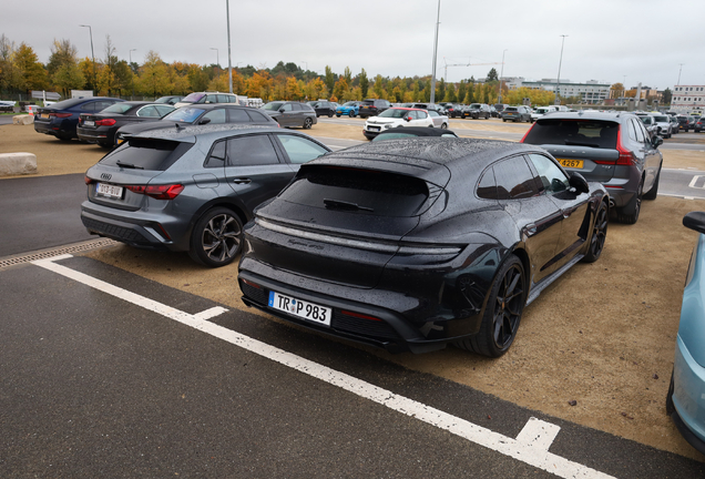 Porsche Taycan GTS Sport Turismo