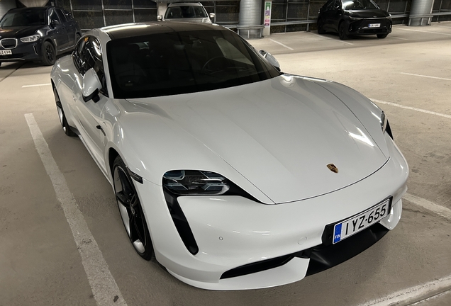 Porsche Taycan Turbo