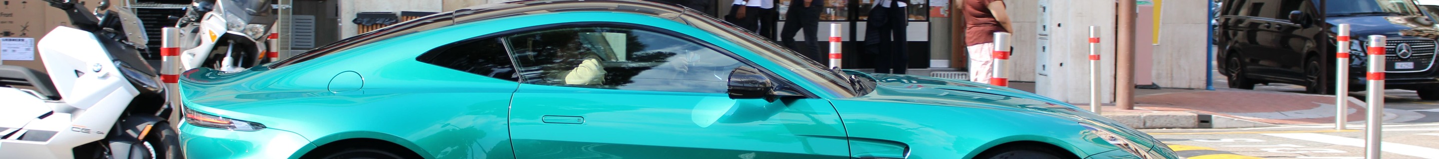 Aston Martin Vantage 2024
