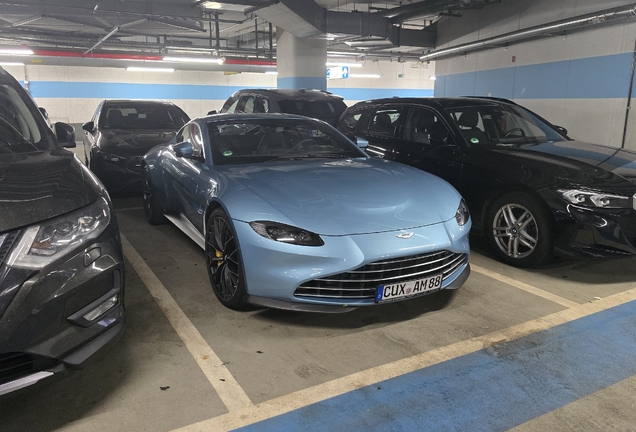 Aston Martin V8 Vantage 2018