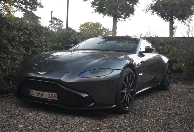 Aston Martin V8 Vantage 2018