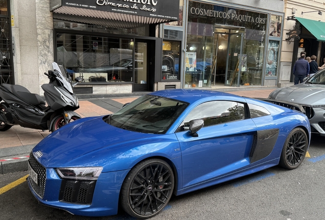 Audi R8 V10 Plus 2015