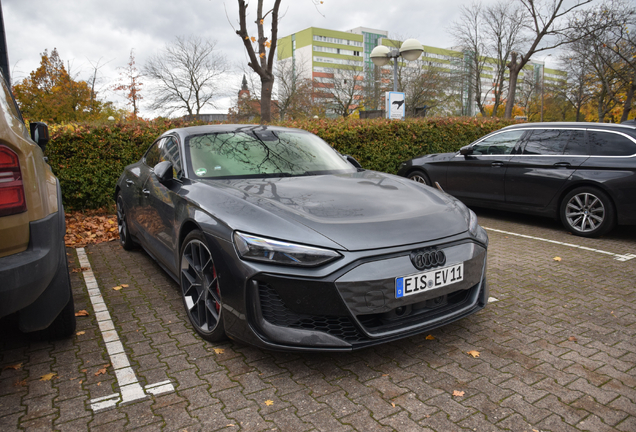 Audi RS E-Tron GT 2025