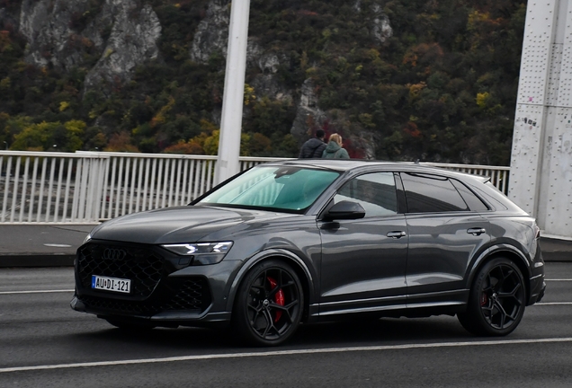 Audi RS Q8 2024