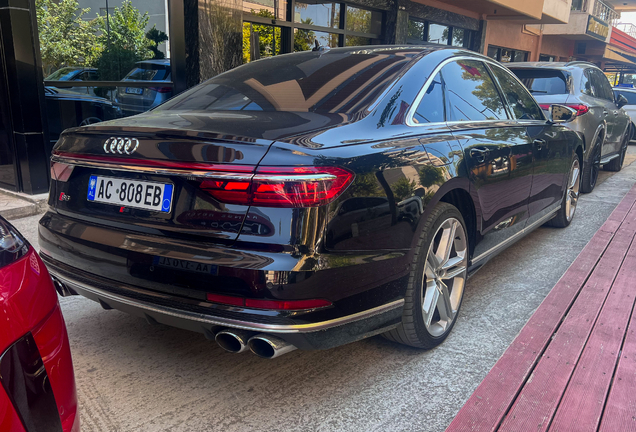 Audi S8 D5