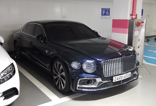 Bentley Flying Spur V8 Azure