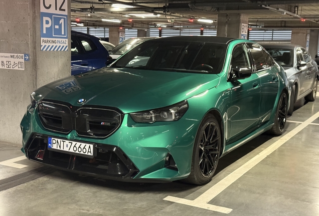 BMW M5 G90