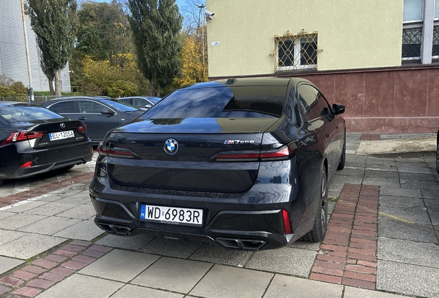 BMW M760e xDrive