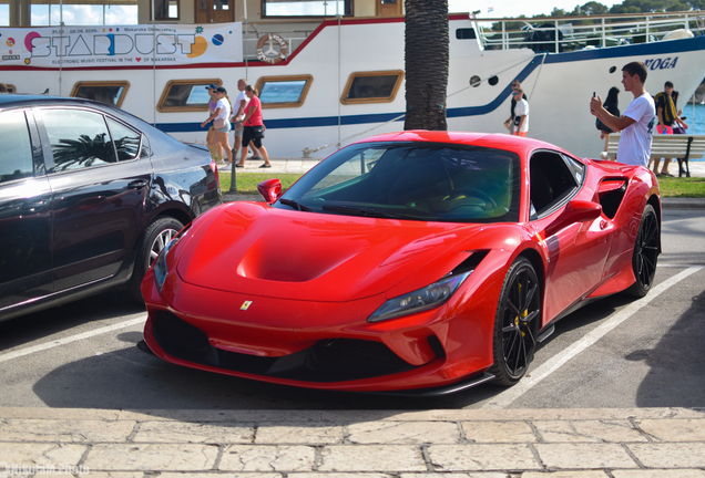 Ferrari F8 Tributo