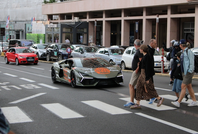 Lamborghini Revuelto