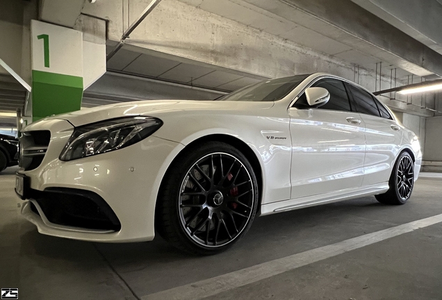 Mercedes-AMG C 63 S W205
