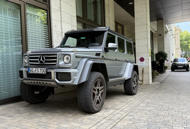 Mercedes-Benz G 500 4X4²