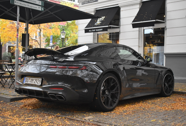Mercedes-AMG GT 63 C192