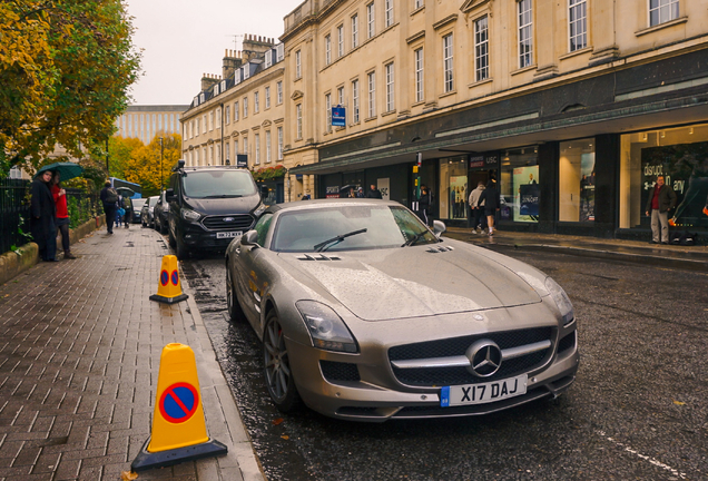 Mercedes-Benz SLS AMG Roadster
