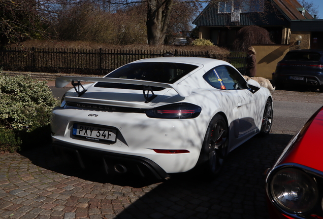 Porsche 718 Cayman GT4