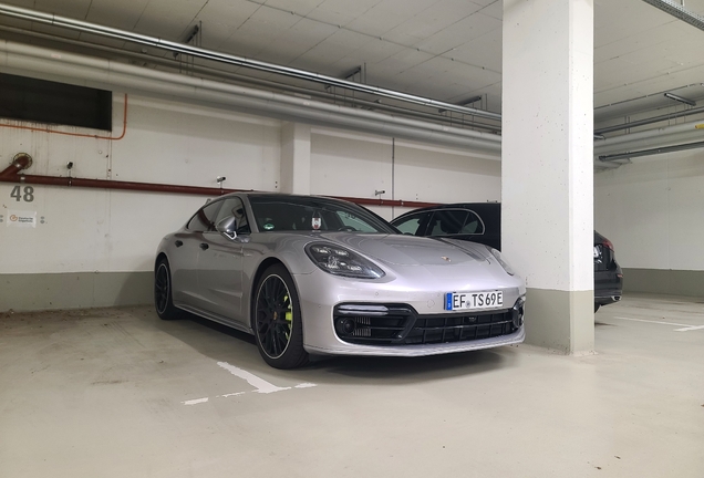 Porsche 971 Panamera Turbo S E-Hybrid MkI