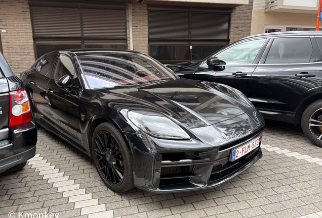 Porsche 972 Panamera Turbo E-Hybrid