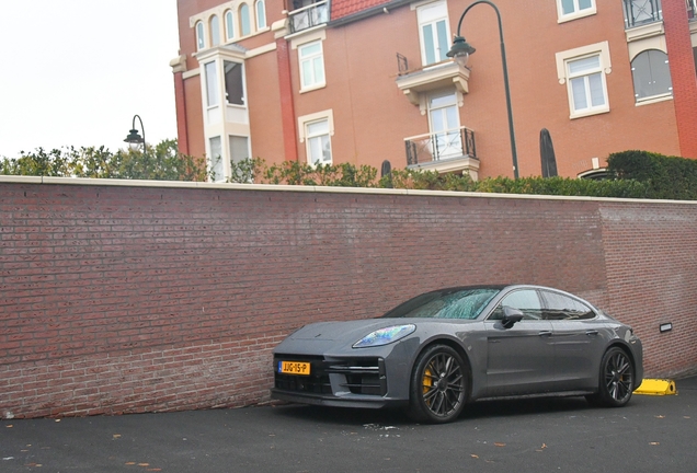 Porsche 972 Panamera Turbo S E-Hybrid