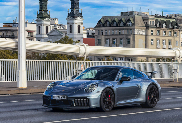 Porsche 992 Carrera 4 GTS MkII