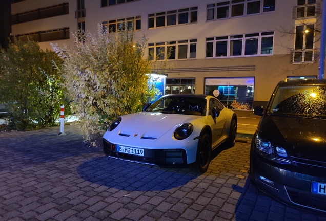 Porsche 992 Dakar