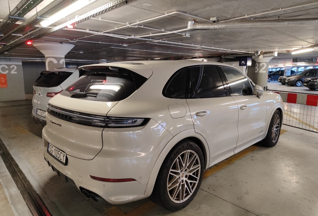 Porsche 9YA Cayenne GTS MkII