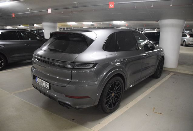 Porsche 9YA Cayenne GTS MkII