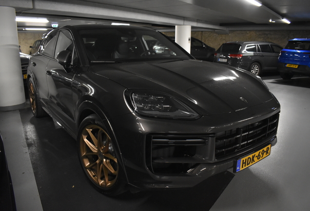 Porsche Cayenne Coupé Turbo E-Hybrid