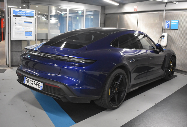 Porsche Taycan Turbo S