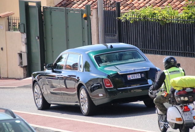 Rolls-Royce Phantom VIII EWB