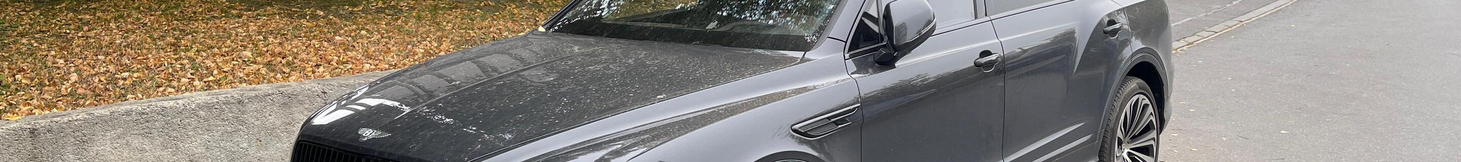 Bentley Bentayga Azure EWB