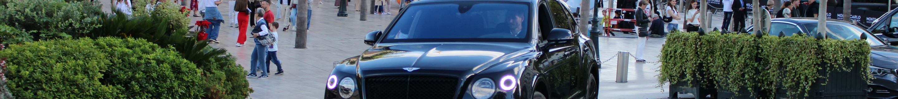 Bentley Bentayga V8