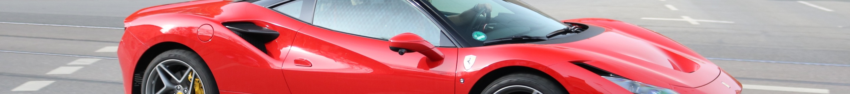 Ferrari F8 Tributo
