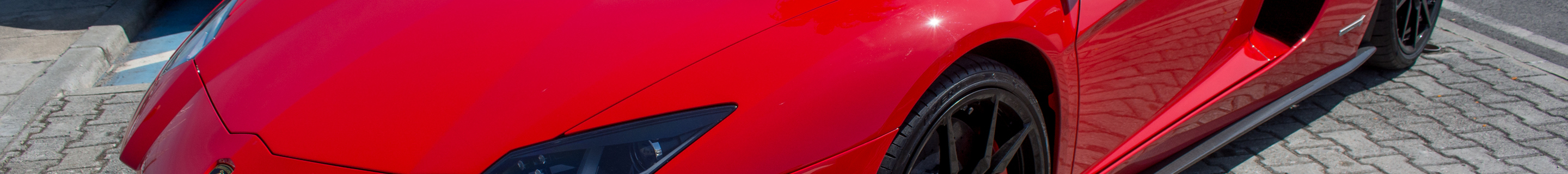 Lamborghini Aventador S LP740-4