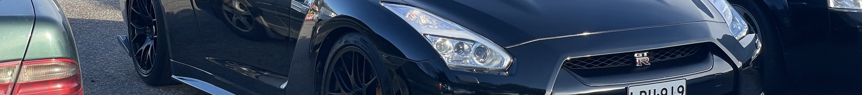 Nissan GT-R