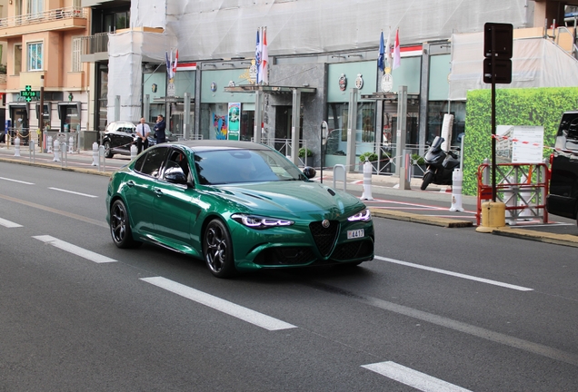 Alfa Romeo Giulia Quadrifoglio 2023