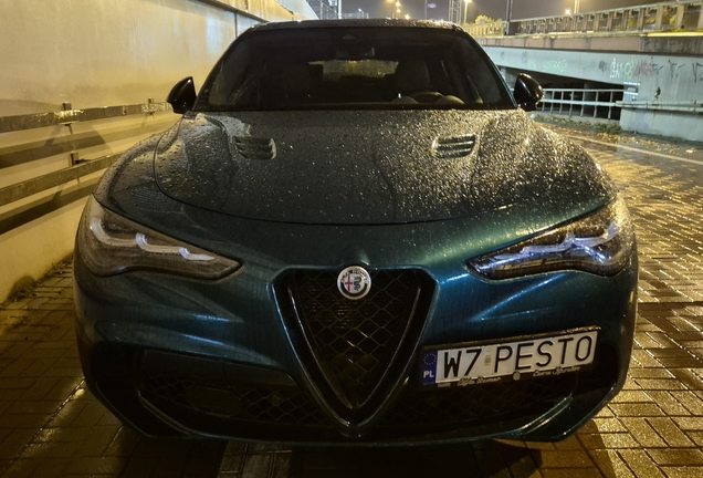 Alfa Romeo Stelvio Quadrifoglio 2023