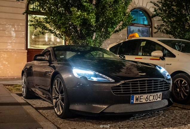 Aston Martin DB9 2013