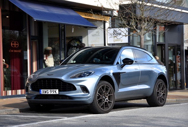 Aston Martin DBX