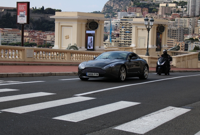 Aston Martin V8 Vantage
