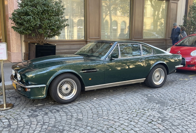 Aston Martin V8 Vantage 1977-1989