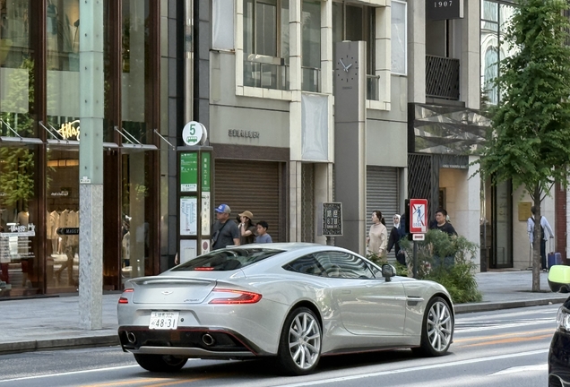 Aston Martin Vanquish 2013