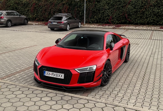 Audi R8 V10 Plus 2015