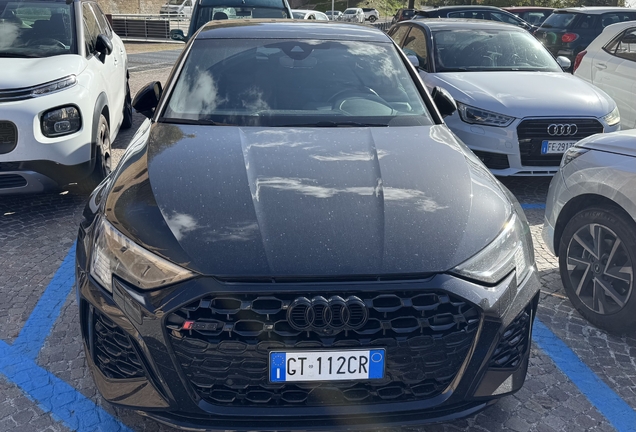 Audi RS3 Sportback 8Y